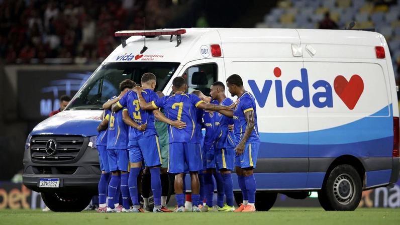 Sampaio Corrêa atualiza quadro de jogador que sofreu convulsão contra o Flamengo