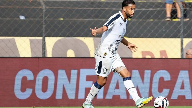 Lateral Jorge, ex-Flamengo e Palmeiras, rescinde com o Remo após cinco meses