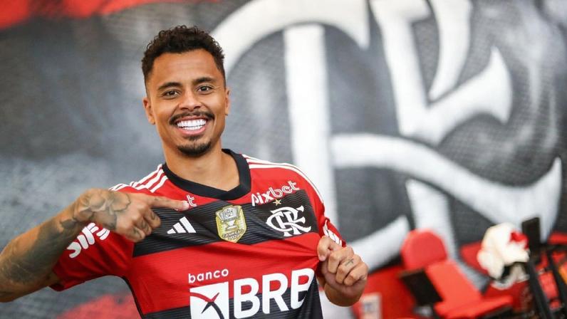 Corinthians confirma contratação de Allan, do Flamengo