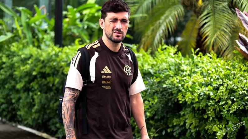 Arrascaeta envia recado à diretoria do Flamengo após gol