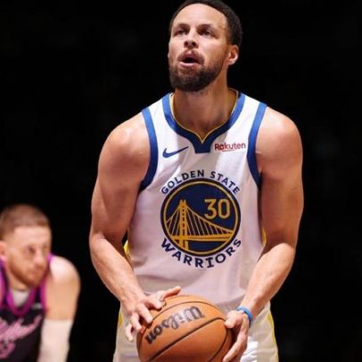 Stephen Curry fora do All-Star por problema no joelho