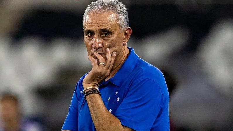 Luisão defende Tite e critica torcida do Cruzeiro por desrespeito