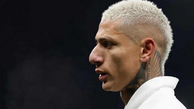 Kayky durante sua estreia oficial pelo Manchester City, na equipe sub-21 do clube