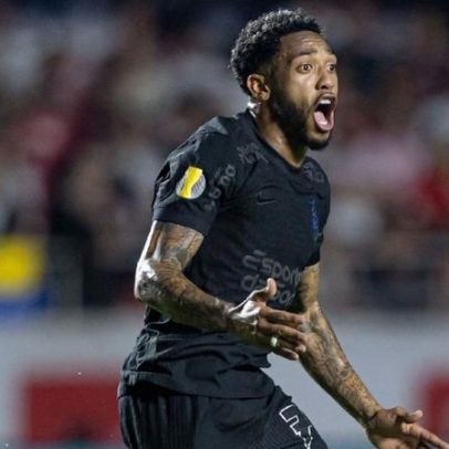 Martínez apresenta versão ao Corinthians sobre lesão no joelho antes do exame