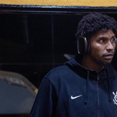 Hugo Souza diz que proposta do Milan mexeu e cita Kaká e Ronaldinho