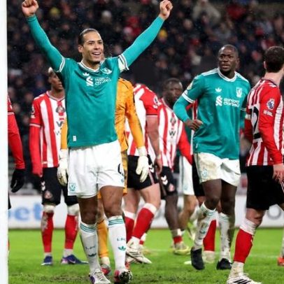 Liverpool vence Sunderland e sobe na briga pelo G-4 da Premier League