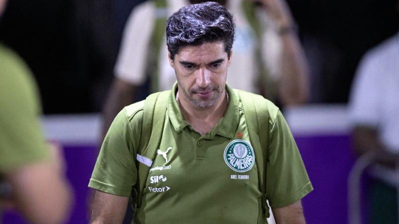 Abel Ferreira pede jogos mais cedo no Brasil para não chegar às 4 da manhã