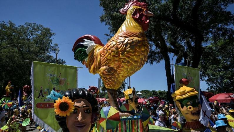 Atlético-MG mantém embate com bloco de Carnaval Galo da Madrugada