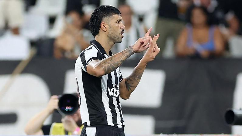 Barboza desaba após derrota do Botafogo para o Flamengo banco é de base