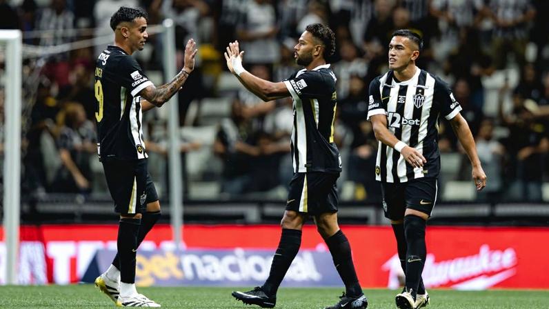Atlético-MG mira estrangeiro como alvo e encerra pré-candidatos ao técnico