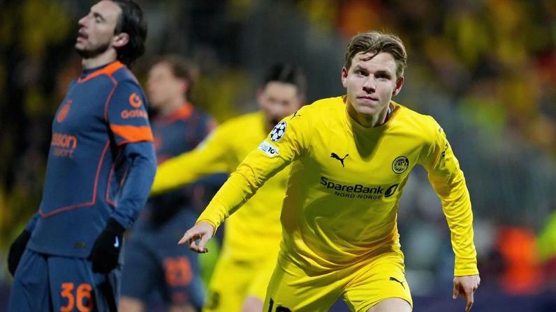 Petter Haud comemora seu gol marcado pelo Bodo/Glimt contra a Inter de Milão, na ida dos playoffs de oitavas de final da Champions League 2025/26