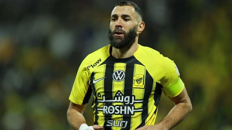 Benzema em ação pelo Al Ittihad