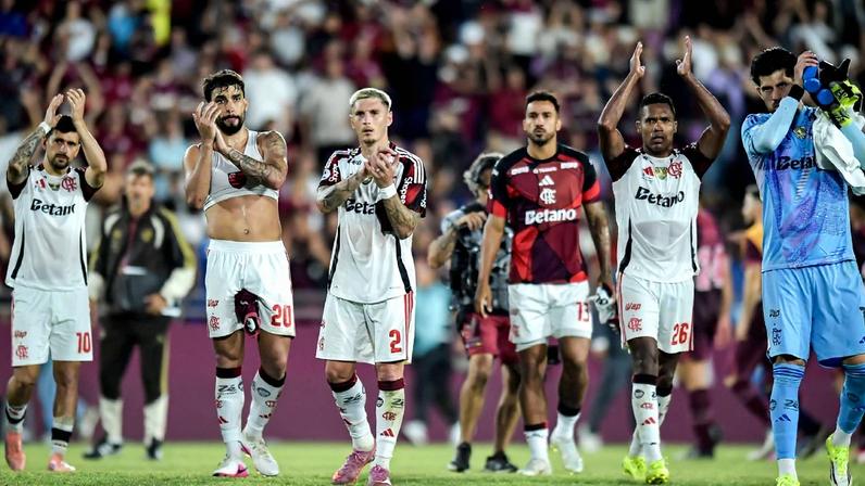 Lanús vence Flamengo na Recopa, destaque na imprensa argentina