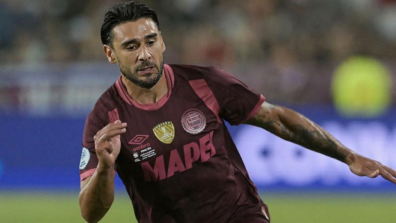 Atacante do Lanús que jogou com Filipe Luís celebra vitória contra o Flamengo