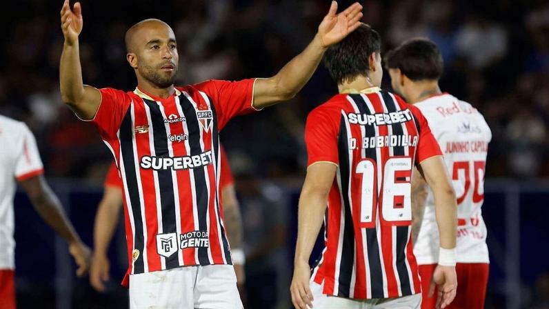 Lucas explica o que fez São Paulo virar o jogo e comenta sobre 45 pontos