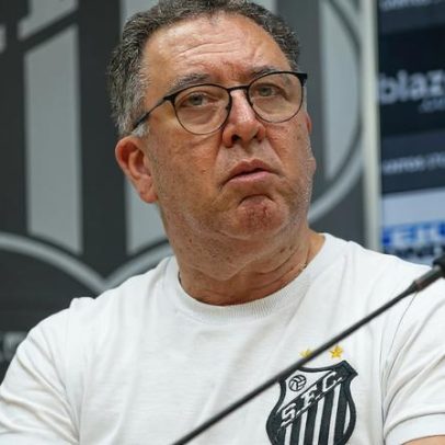 Alisson pensa no futuro após transferência frustrada para o Corinthians