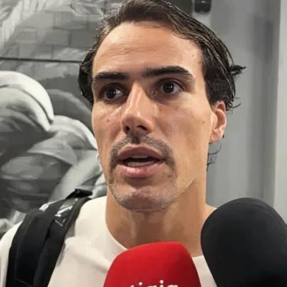 Meia do Atlético-MG reage às vaias da torcida após empate