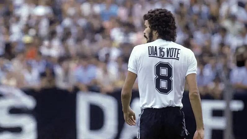 Sócrates no Corinthians: jogos, gols e estatísticas