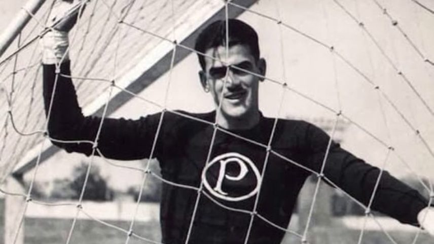 Oberdan Cattani foi o goleiro do Palmeiras na Arrancada Heroica de 1942 e em títulos marcantes da década de 1940. (Arquivo/Palmeiras/Reprodução)
