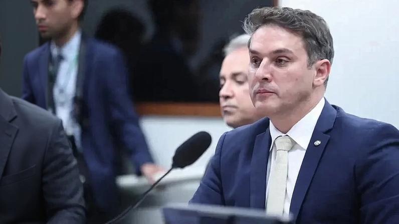 Projeto que facilita compra da primeira arma avança na Câmara