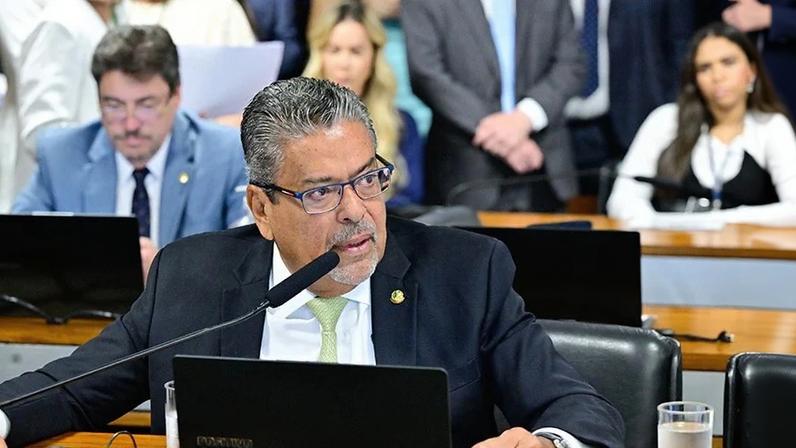 OAB da Medicina é aprovada em comissão do Senado e segue para a Câmara