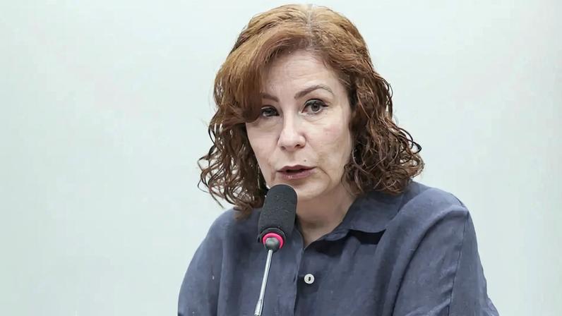 Zambelli teria auxílio do depoimento de Eduardo Tagliaferro para sustentar tese de perseguição política no Brasil. (Foto: Vinicius Loures / Câmara dos Deputados)