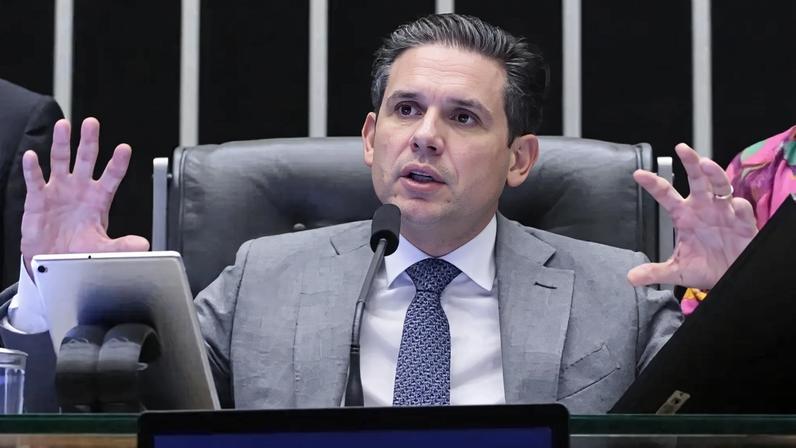 Critério cronológico de Motta coloca caso Master no fim da fila das CPIs