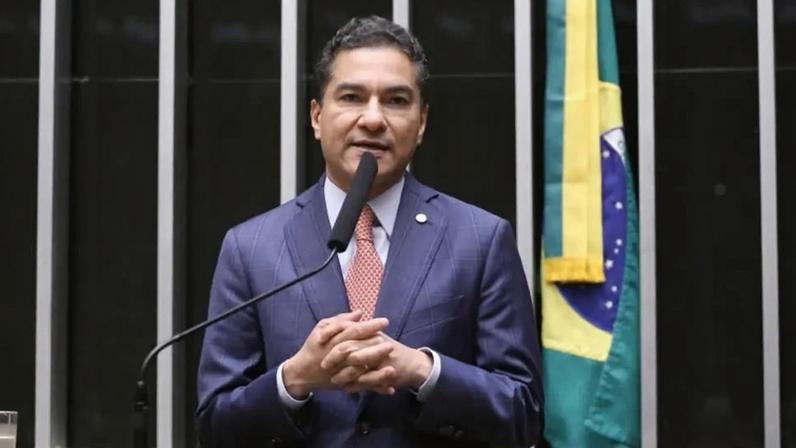 Marcos Pereira diz que análise em ano eleitoral pode levar parlamentares contrários a votarem favoravelmente. (Foto: Kayo Magalhães/Câmara dos Deputados)