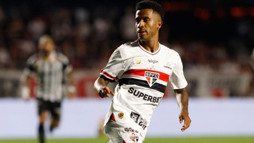 Flamengo não desiste de Marcos Antônio e pode aumentar oferta; São Paulo se protege