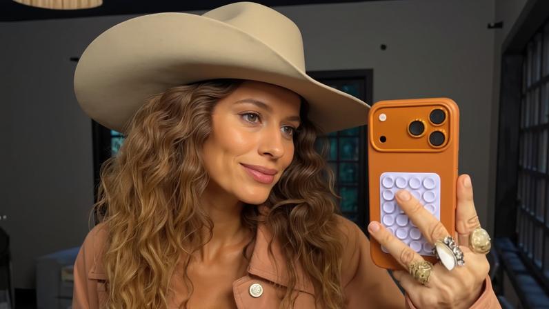 Isadora Cruz, a Agrado de 'Coração Acelerado', celebra 28 anos — Foto: Reprodução Instagram