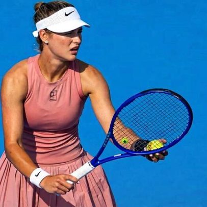 Kalinskaya critica a academia de Mouratoglou por lesão