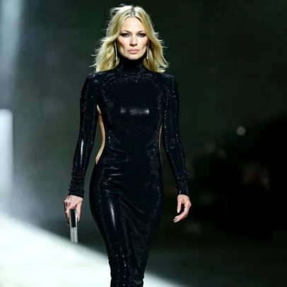 Kate Moss volta à passarela da Gucci 30 anos depois com lingerie visível