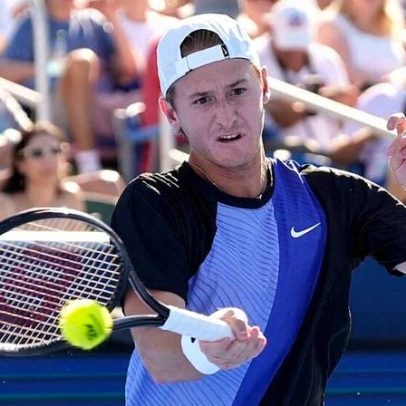 Korda encerra semana de surpresas com título em Delray Beach