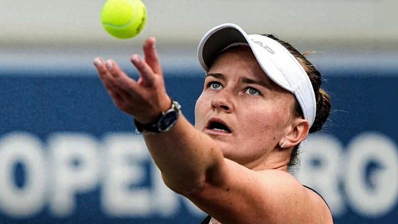 Krejcikova estreia bem e desafia Anisimova em Dubai