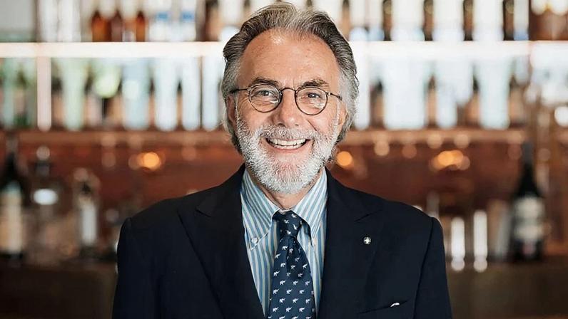 O lema da família Branca, da Fernet-Branca, é: "Não por mim, mas pela próxima geração"