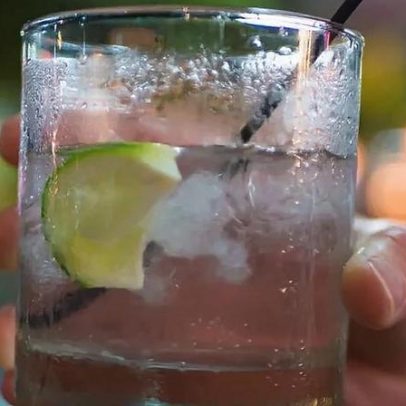 Pitorro, o destilado de Porto Rico que ganhou popularidade com Bad Bunny