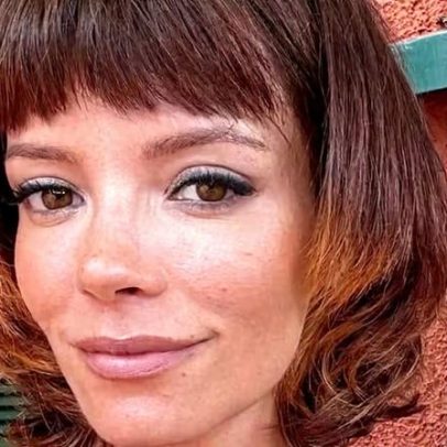 Lily Allen confirma novo namoro após separação de David Harbour