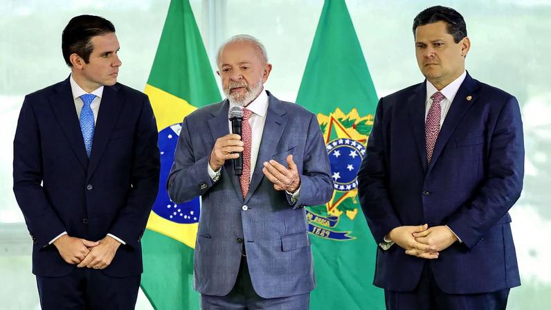 Em mensagem ao Congresso, Lula pede prioridade para o fim da escala 6"1, a PEC da Segurança Pública e o acordo entre Mercosul-UE. (Foto: Fabio Rodrigues-Pozzebom/Agência Brasil)