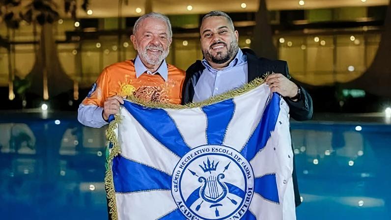 O presidente Lula e o presidente da Acadêmicos de Niterói, Wallace Palhares. Foto: Ricardo Stuckert/PR
