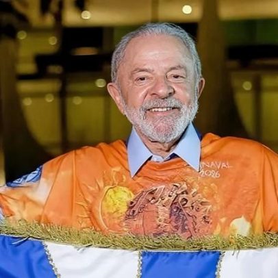 Lula perde mais votos que ganha com homenagem no Carnaval, aponta Borges