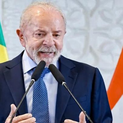 Lula afirma não ser carnavalesco em críticas ao desfile da Acadêmicos de Niterói