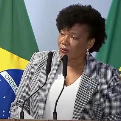 MP aciona ministra da Cultura por apresentação de bloco em Salvador