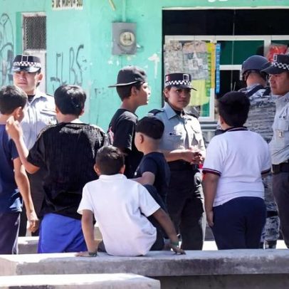 Ataque armado em parque no centro do México deixa morto e 8 menores feridos