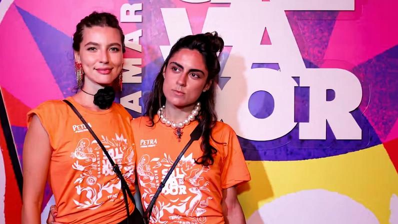 Alanis Guillen e a namorada — Foto: Lucas Ramos / Brazil News