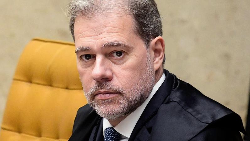 Toffoli muda tom, não esclarece negócios com Vorcaro e outros pontos