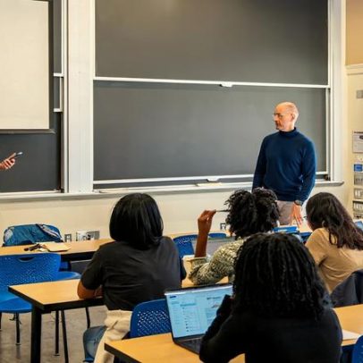 Conectando ciência e sociedade na bioeconomia emergente