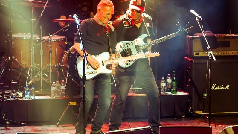 Tom Morello se junta à E Street Band em todas as apresentações da próxima turnê