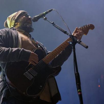 Motion City Soundtrack se posiciona contra o ICE em sua cidade