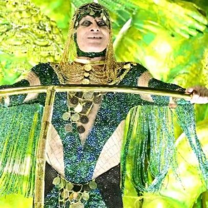 Ney Matogrosso emociona no desfile da Imperatriz