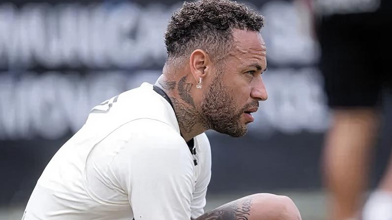 Neymar em treino do Santos